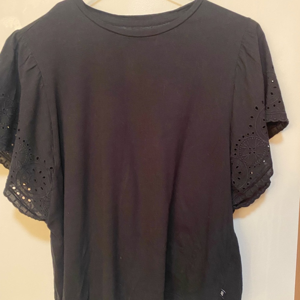 GAP Black Tee with Eyelet Sleeves
